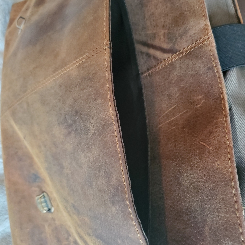 Brown Leather Messenger Bag - Picture 7 of 12